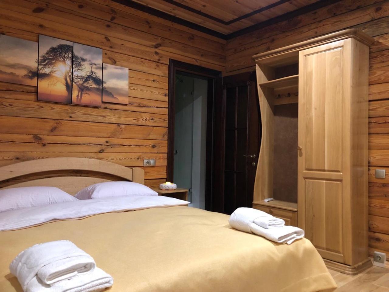 Golden Nest Apartment Yablunytsya Exterior photo