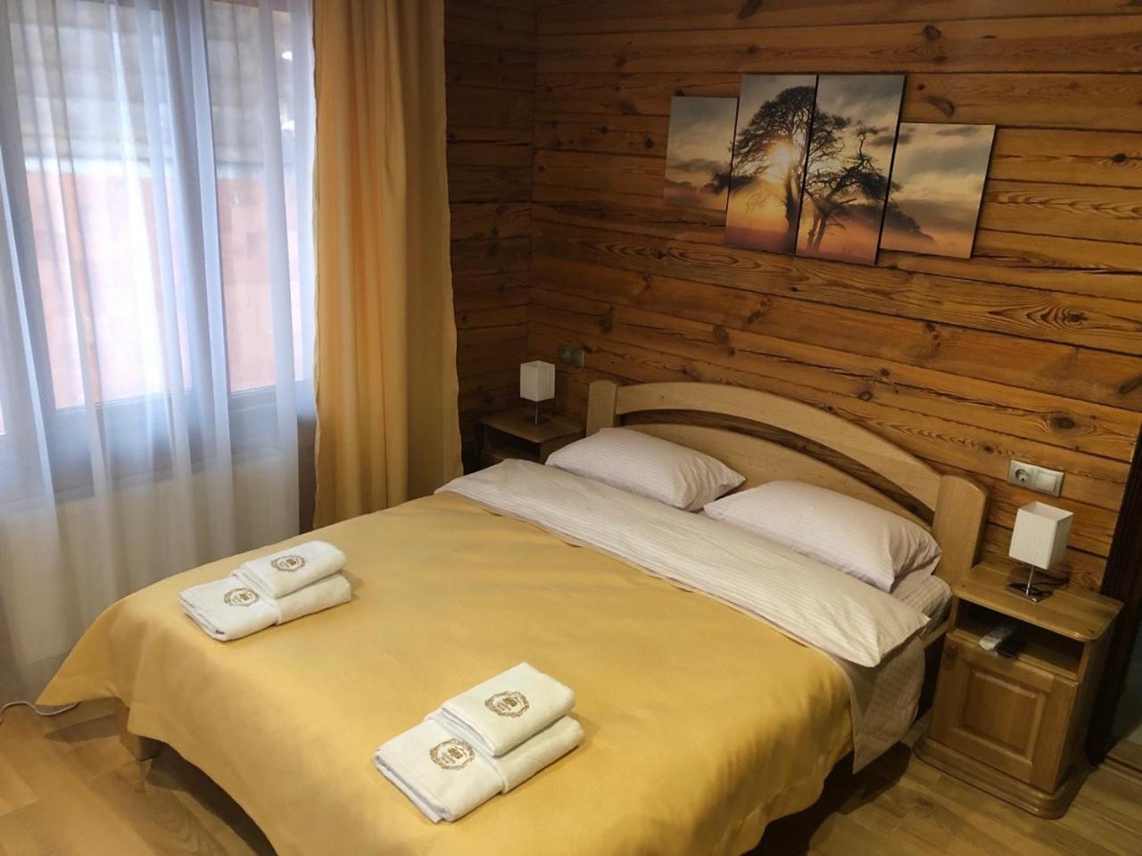Golden Nest Apartment Yablunytsya Exterior photo